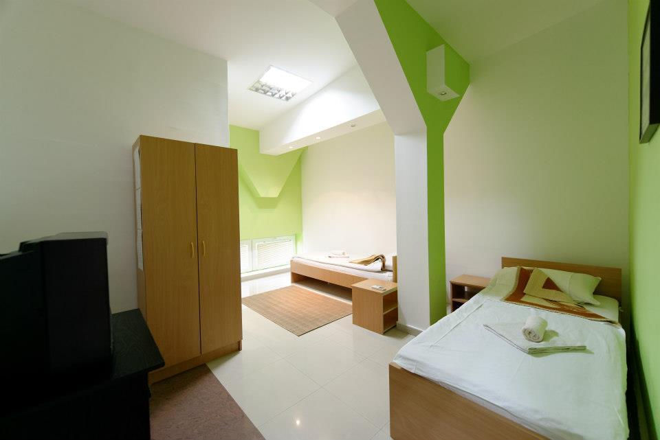 Hostel Paparazzo & Apartmens Kikinda Exterior photo