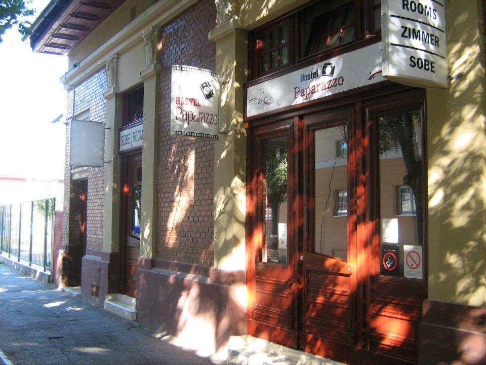 Hostel Paparazzo & Apartmens Kikinda Exterior photo